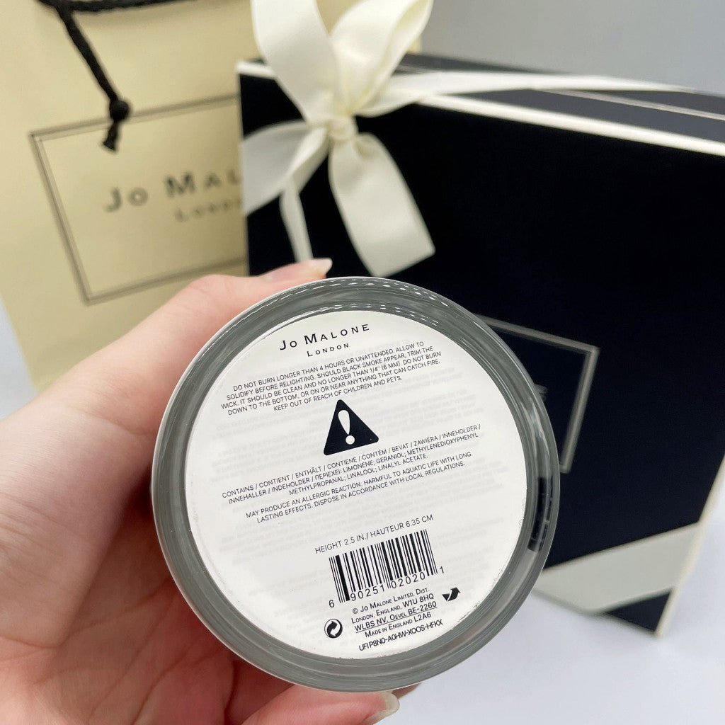 J0 MaIone Wild Bluebell / Orange Blossom / Red Roses Scented Candle Set (Square Box) With Paper Bag