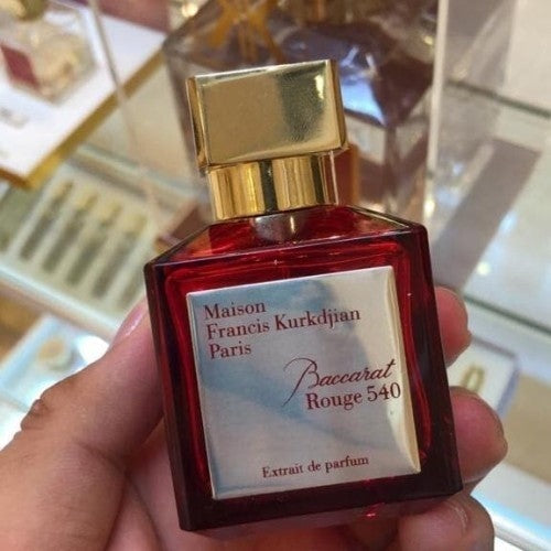 % acrtt Extrat De Parfum 7O MI Perfume For Men & Women
