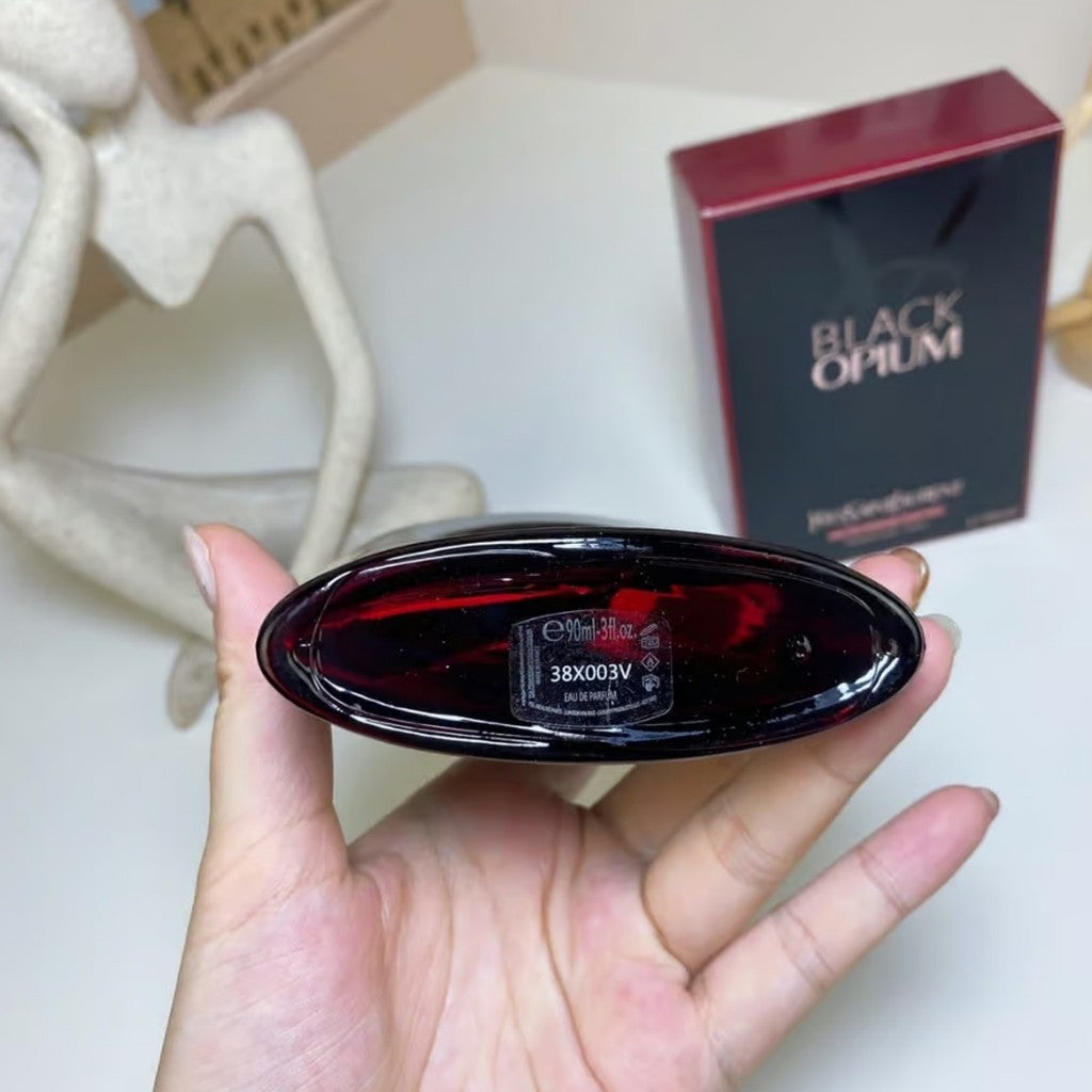 % Black 0p!um Over Red EDP for Women 9O mI